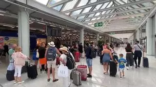Caos en el aeropuerto de Palma: miles de pasajeros afectados por la caída del sistema informático de Aena