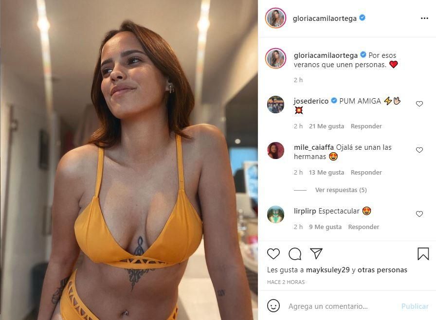 El sexy posado de Gloria Camila para mirar al verano