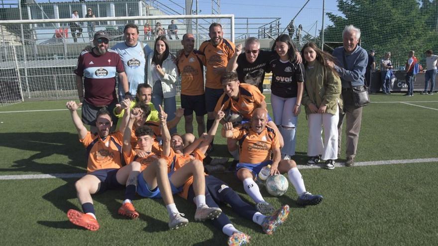 Os Zoqueiros, de Porriño, gana el torneo de peñas del Celta