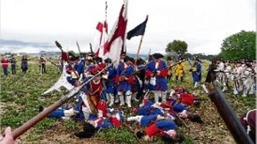 Actuació dels Miquelets durant la recreació de la Batalla d&#039;Almansa.