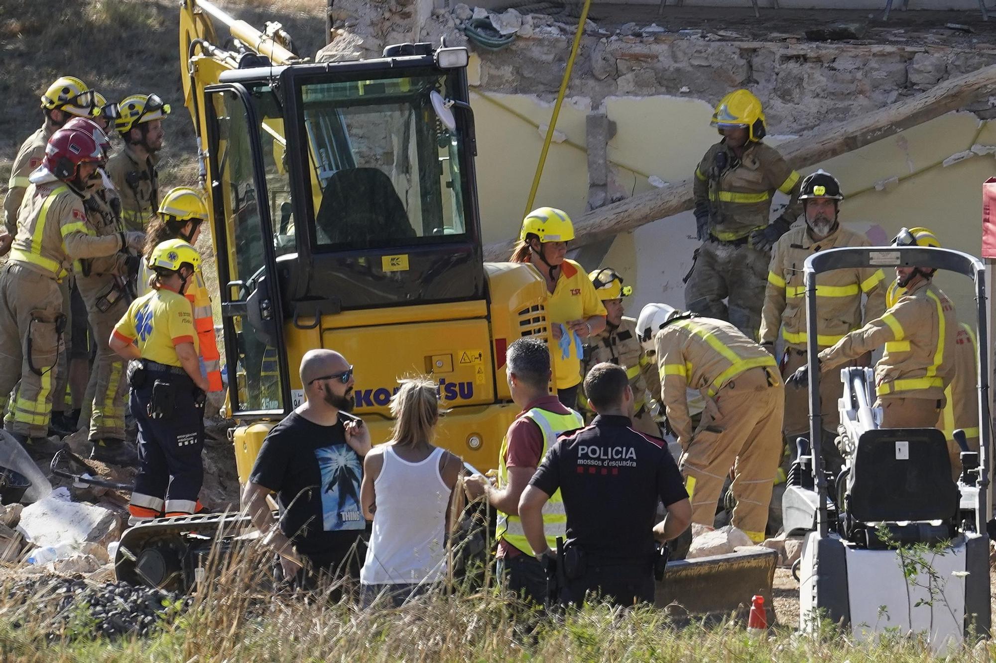 The moment of the worker's rescue in Caldes de Malavella