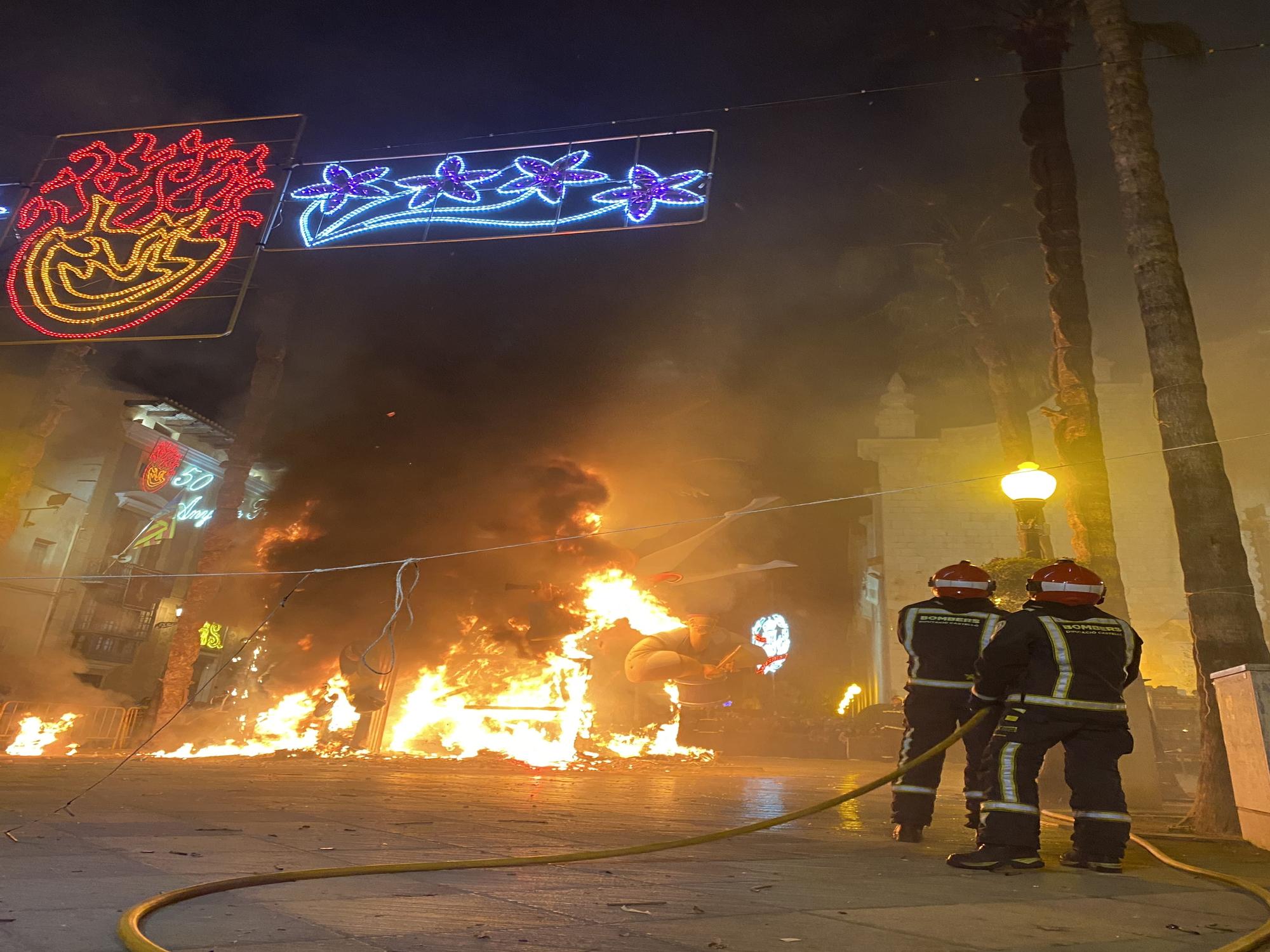 La 'cremà' de las fallas de Benicarló