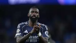 Arbeloa trata de convencer a Rüdiger para que renueve: "Me pondría una estatua suya en el jardín, es un espejo para los jóvenes"