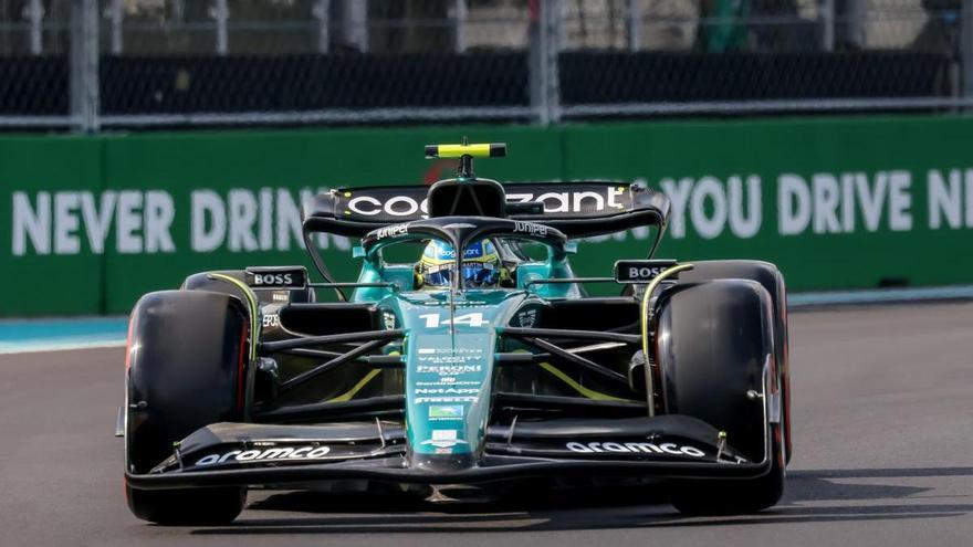 Verstappen se exhibe en Miami, con Alonso tercero en el podio y Sainz, quinto