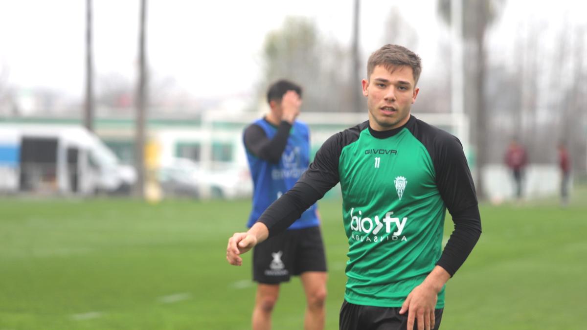 Álvaro Leiva, en la Ciudad Deportiva del Córdoba CF.