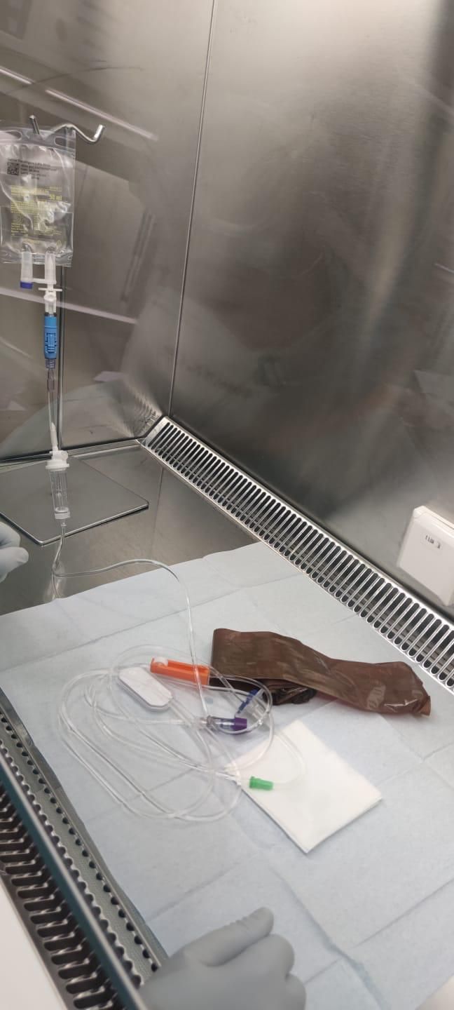 Preparación del tratamiento contra la hemofilia B con terapia génica en el hospital Álvaro Cunqueiro de Vigo