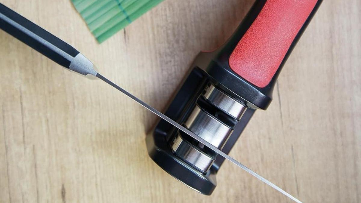 Amazon rebaja el afilador de cuchillos que arrasa en ventas a 8 €