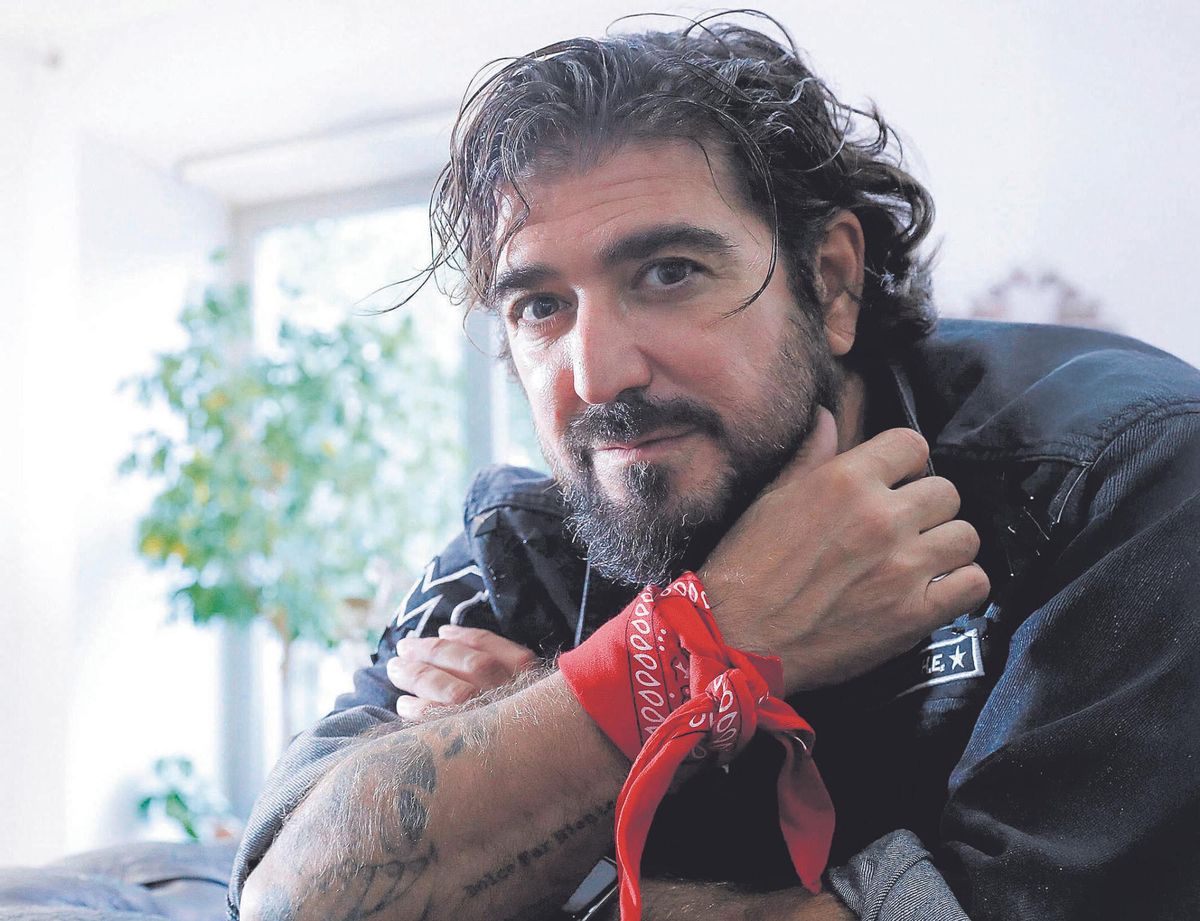 Antonio Orozco ressorgeix de les seves cendres: «Es van ajuntar coses difícils que no vaig triar viure i vaig petar» Antonio Orozco ressorgeix de les seves cendres: «Es van ajuntar coses difícils que no vaig triar viure i vaig petar»