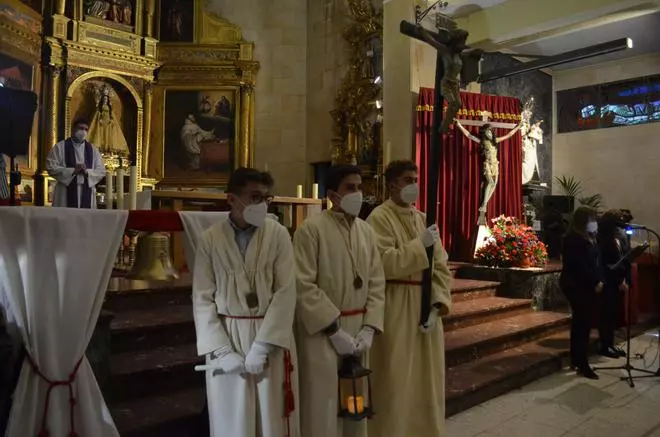 El Cristo de las Ánimas, en silencio, camino a la Cruz