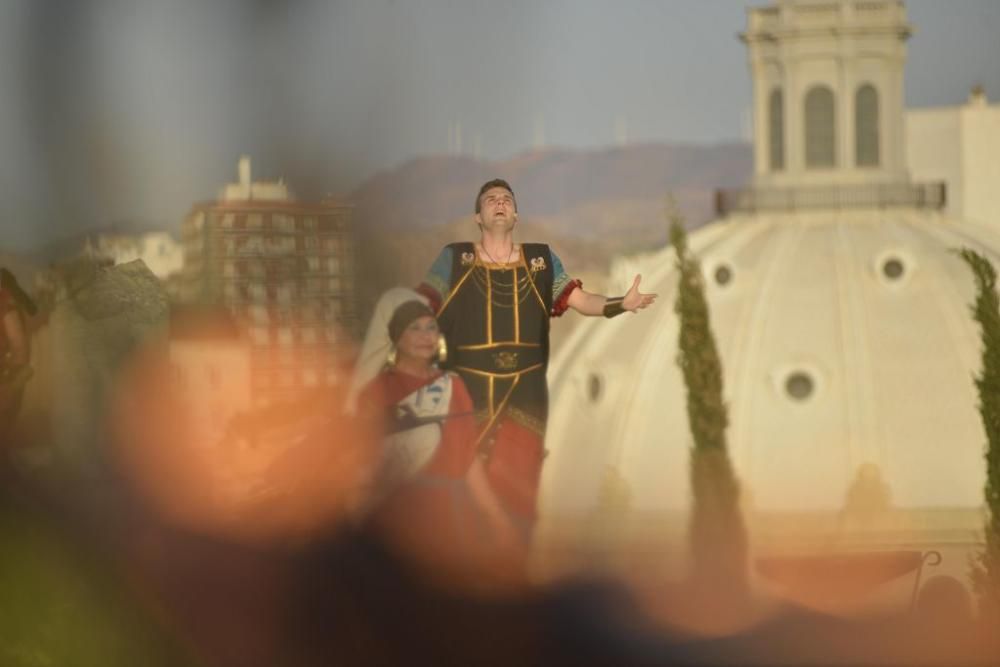 Encendido del Fuego Sagrado y pregón de la alcaldesa de Cartagena