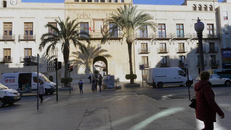 El Ayuntamiento de Elche presupuesta 244 millones de euros para 2020 y una inversión de 159 euros por habitante