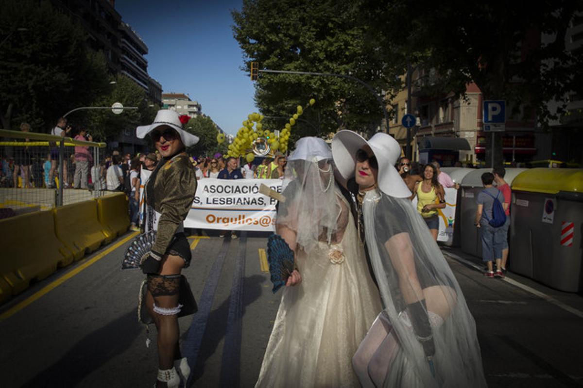 Espectáculo en la marcha gay de Barcelona.