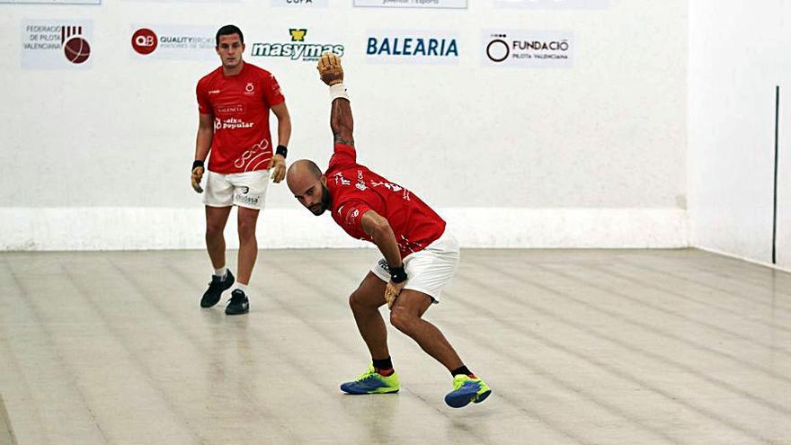 Brisca a punt de raspar en la Copa Diputació que guanyà. | FUNPIVAL