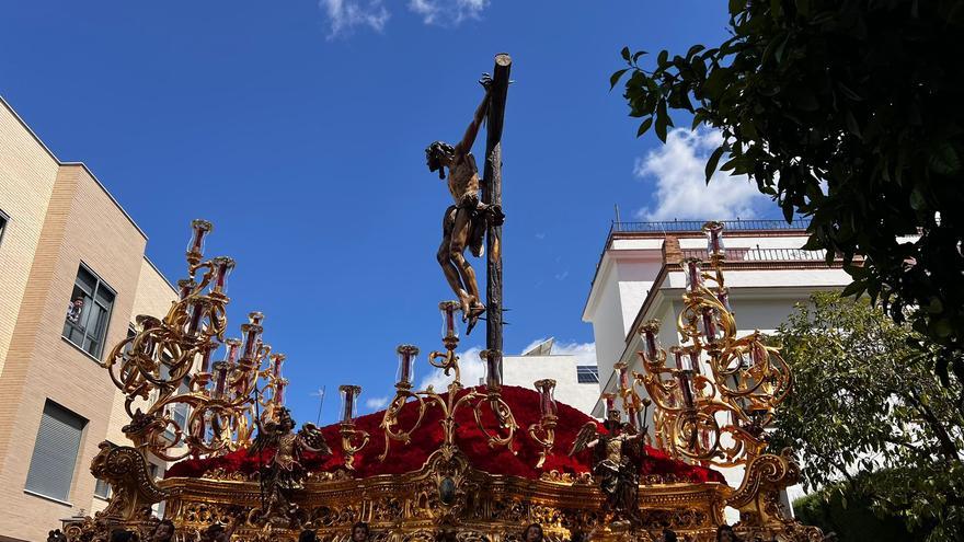 VÍDEO | Cristo de La Sed en la revirá de las calles Cristo de La Sed con Cardenal Lluch