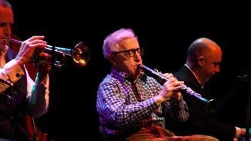 Woody Allen, amb el seu grup de jazz.