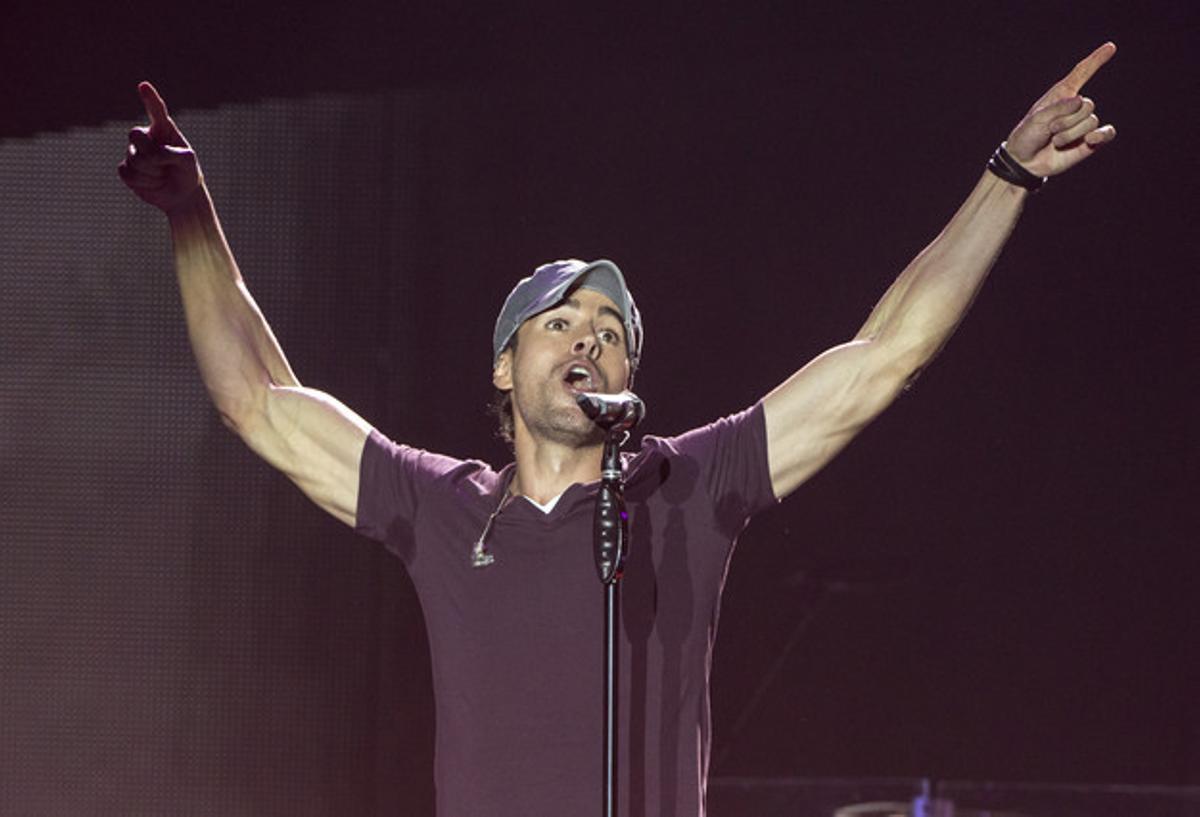 Enrique Iglesias durant un concert a Barcelona el novembre del 2014.