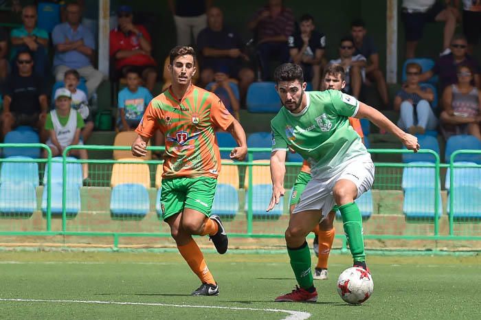 Fubol Tercera. Partido: Estrella # Haría C.F., ...