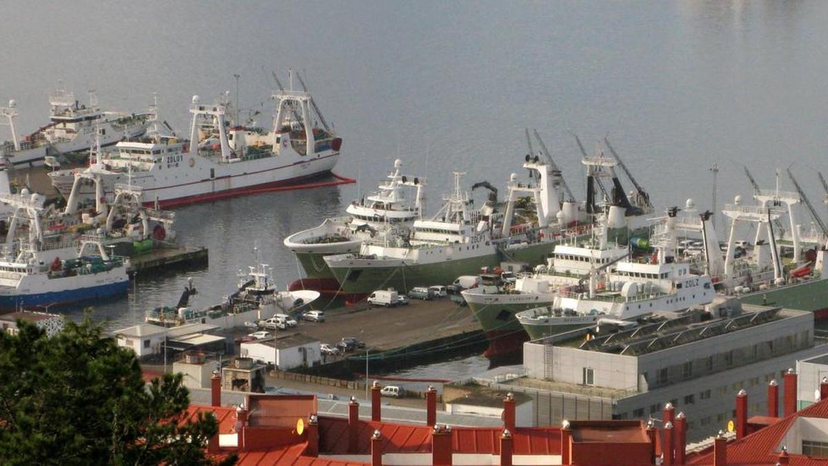 Pesqueros amarrados en Beiramar.