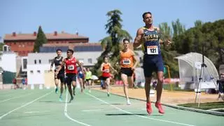 Doble podio saguntino en los 1.500 metros del Nacional Universitario de atletismo