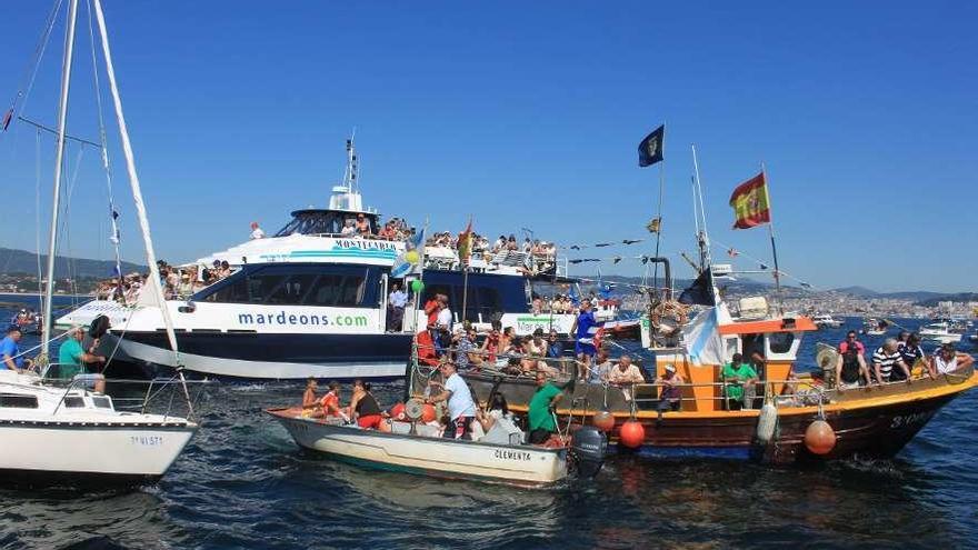 Procesión marítima del Carmen, en Cangas. // Gonzalo Núñez