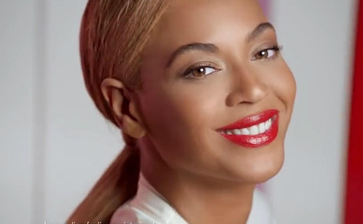 Fa dos anys Beyoncé va fer la campanya del pintallavis ’Infalible’, de L’Óreal.