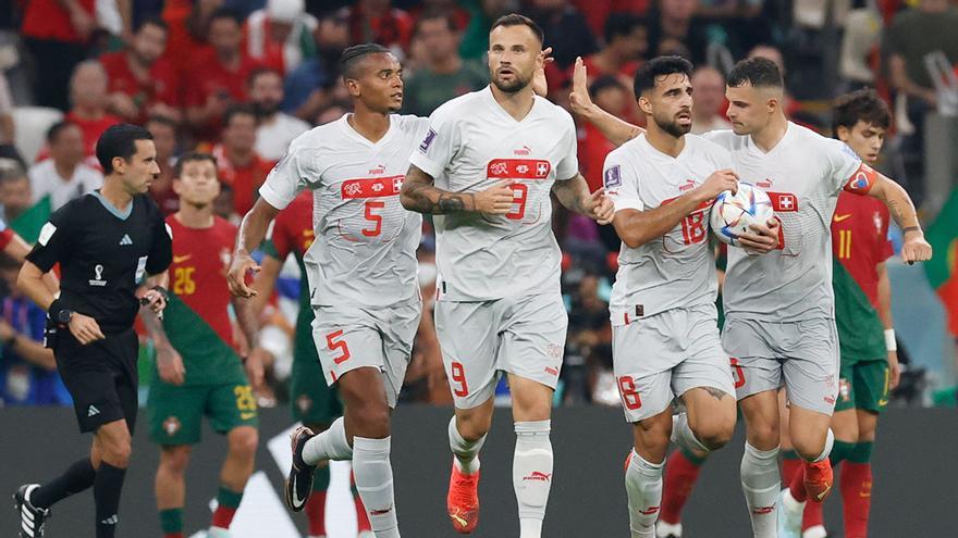 Portugal - Suiza | El gol de Manuel Akanji