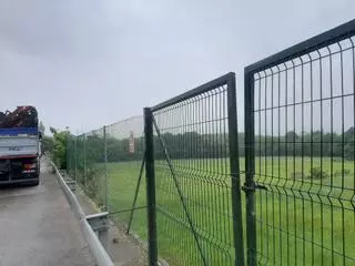 La Consejería rechaza el plan residencial de Siero para el entorno de Parque Principado: "No se pueden improvisar mil  viviendas al margen del planeamiento urbanístico"