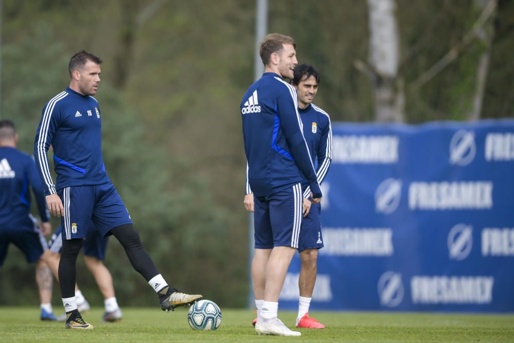 Entrenamiento del Real Oviedo en la crisis del cor