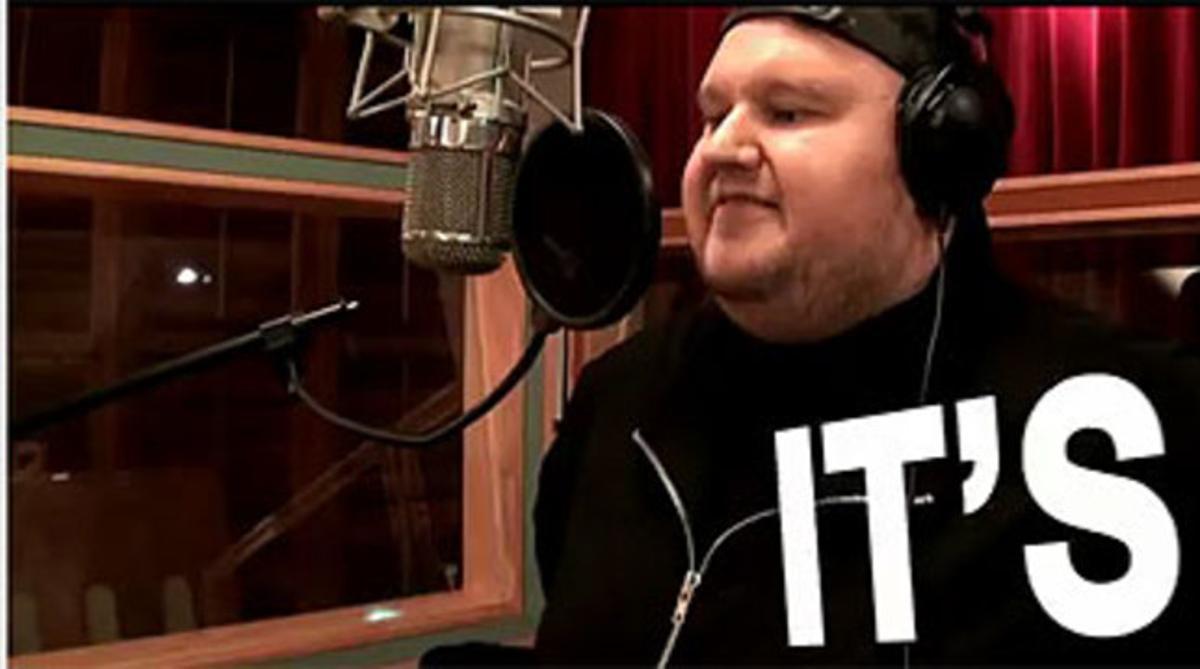 Kim Dotcom, en la gravació del vídeo de la cançó de Megaupload.