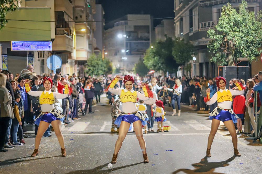 El Carnaval toma las calles de Torrevieja.