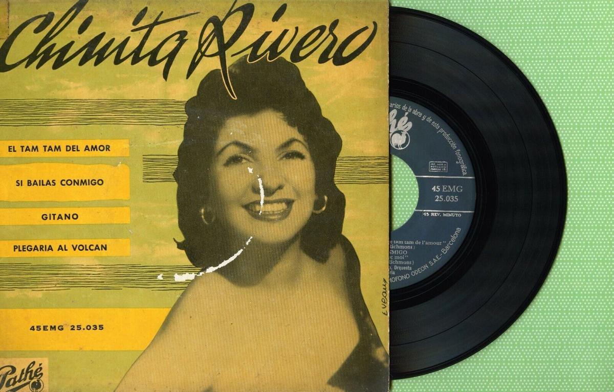 Conchita Rivero en un disco de 1957.