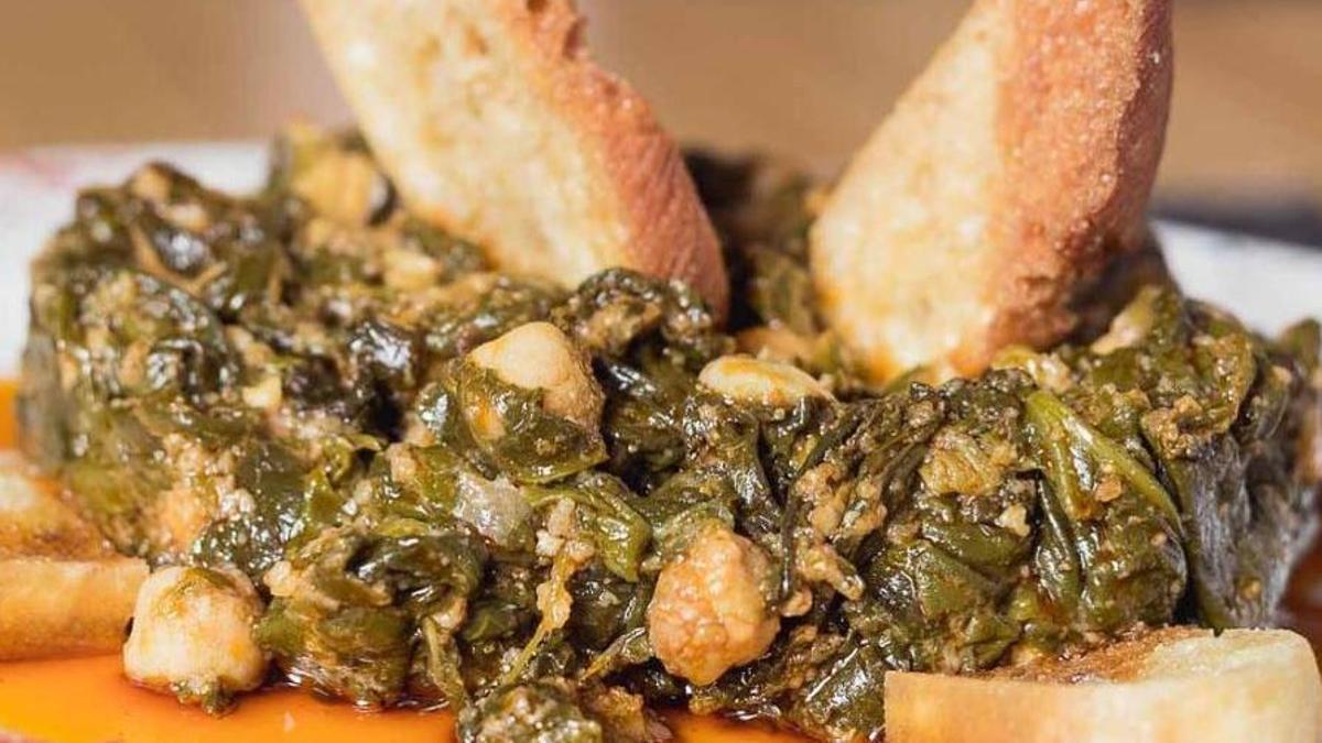 El restaurante de Sevilla con los "mejores guisos" de todo el centro