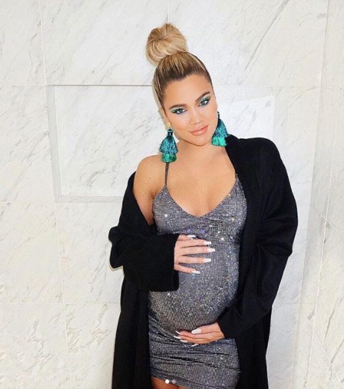 Khloé Kardashian, un embarazo de lentejuelas