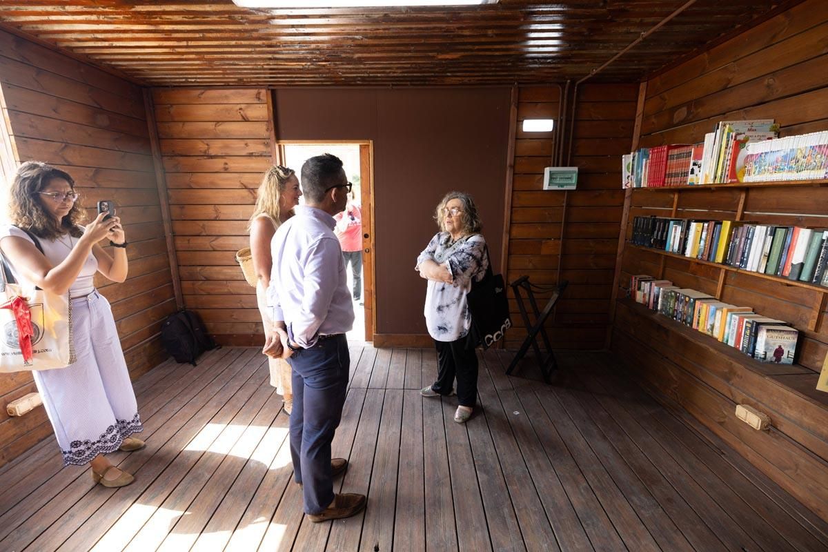Todas las imágenes de la Biblioplatja de Talamanca