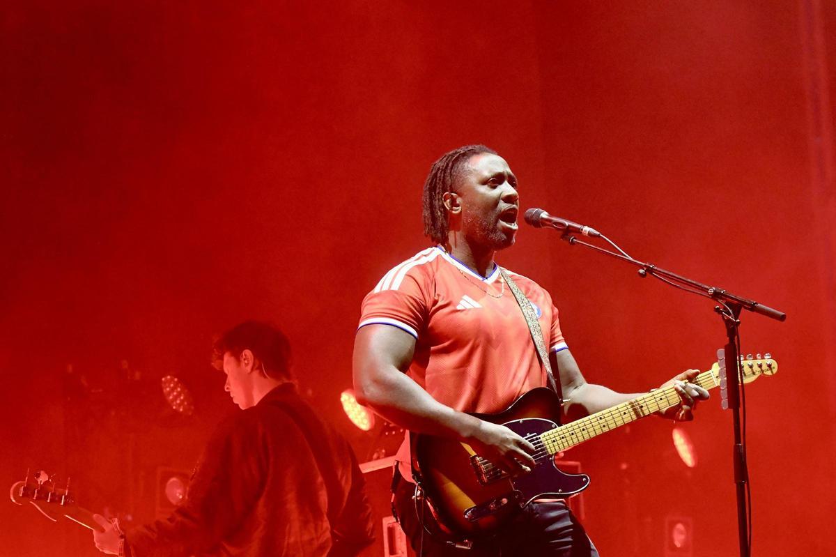 Todas las imágenes de la actuación de Bloc Party en el Warm Up