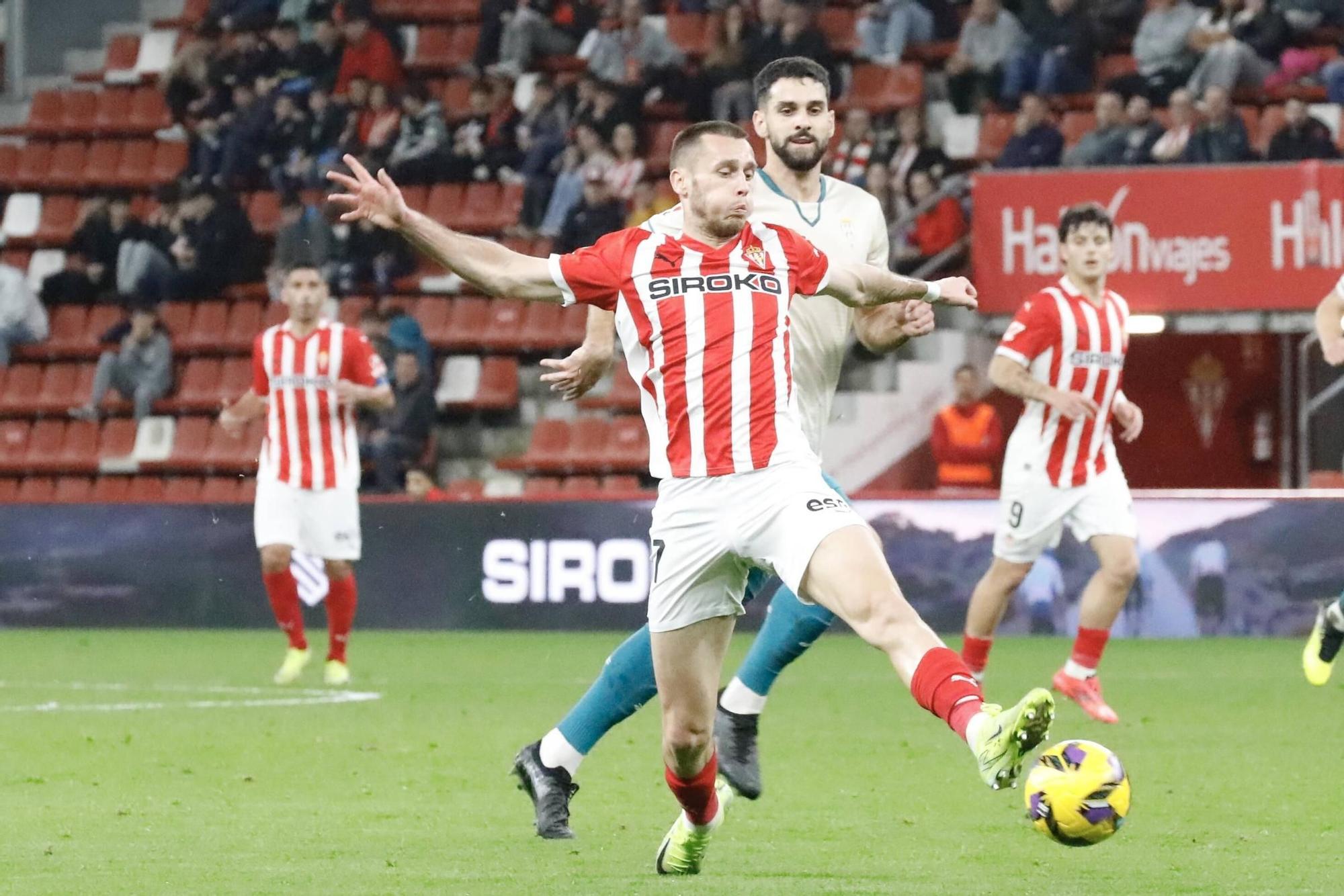 Así fue (en imágenes) el triunfo del Sporting en El Molinon ante el Córdoba