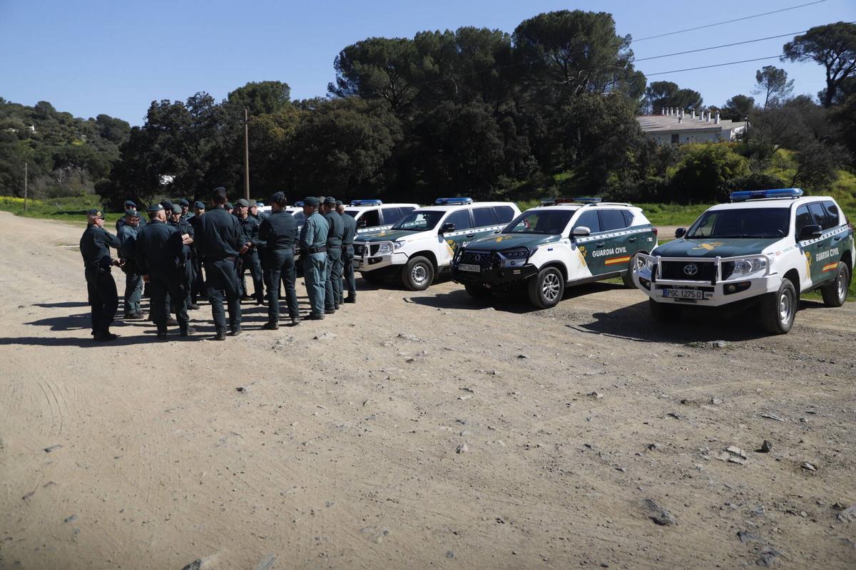 Agentes de la Guardia Civil en la zona.