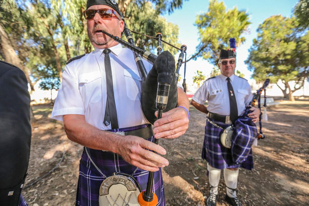 La comunidad británica de Torrevieja celebra el Po