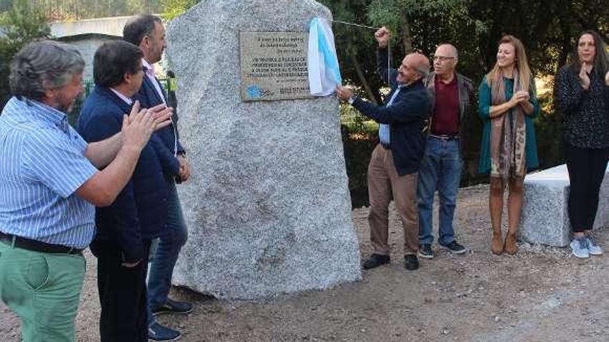 Inauguración de un nuevo tramo de la senda del río Landres. // D.B.M.