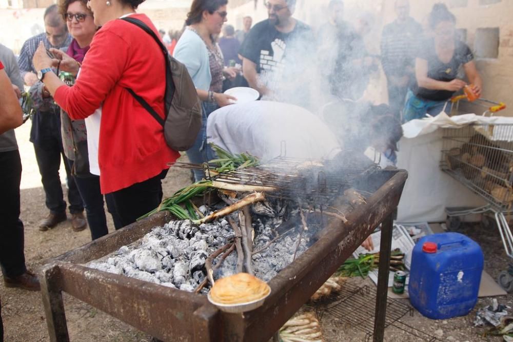 Catalanes y murcianos comparten almuerzo en las vías