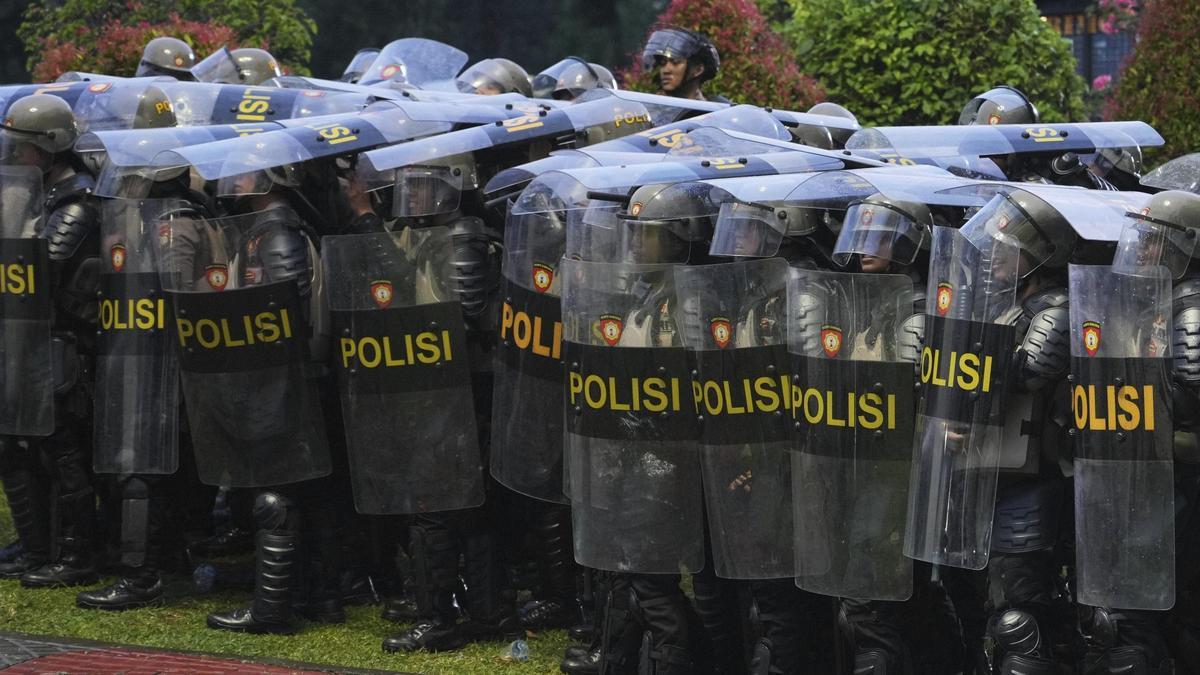 Soldados indonesios en Yakarta.