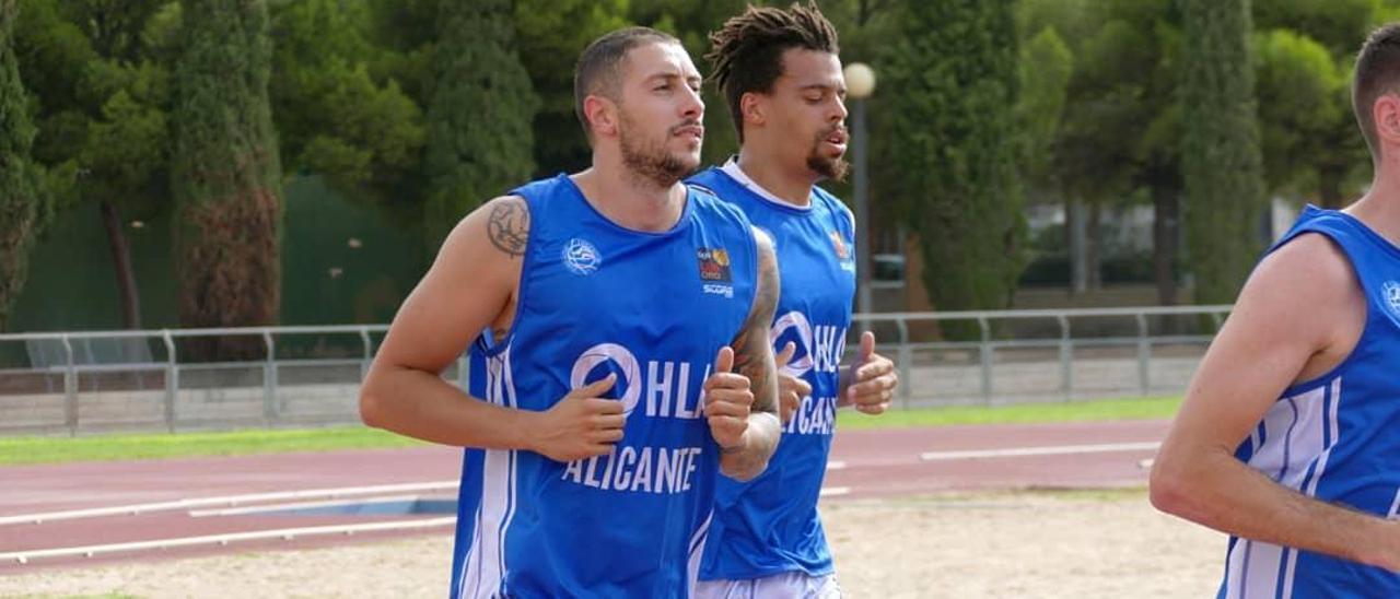 Gjuroski y Zohore, en esta pretemporada.