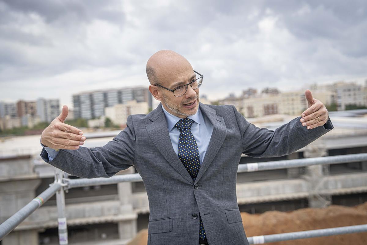 Barcelona 07/09/2025 Barcelona. Entevista Luis Ubalde, responsable Oficina técnica Rodalies. AUTOR: MANU MITRU