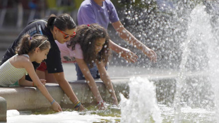 Las altas temperaturas ponen en alerta a 42 provincias