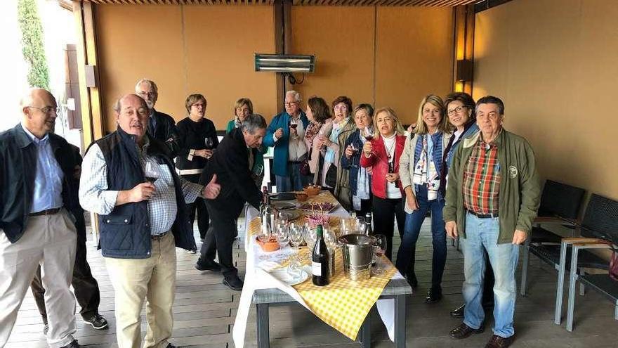 Participantes del último taller &quot;A por Uvas&quot; de Pagos del Rey .