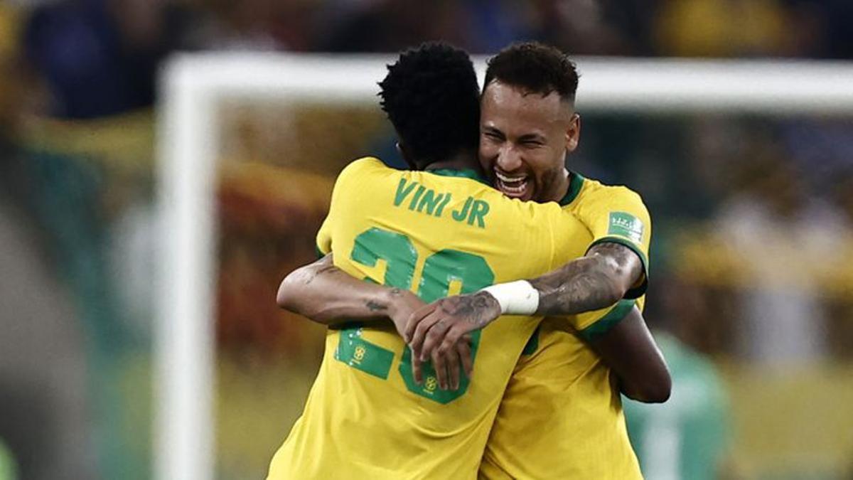 Neymar se incorporó a la Seleçao en la segunda sesión entrenamiento en Turín