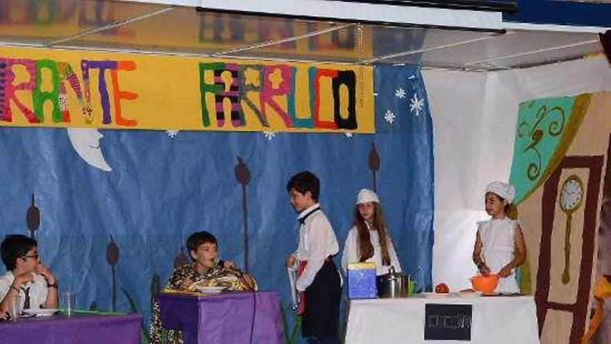 Festival de fin de curso, ayer en el colegio de Seara.