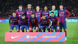 El once titular del Barça contra el Girona en Montjuïc