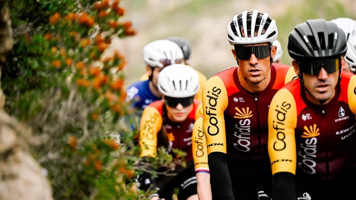El equipo Cofidis, con el nuevo logo