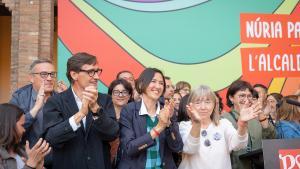 El líder del PSC, Salvador Illa, con la alcaldesa Núria Parlon y la exalcaldesa Manuela de Madre